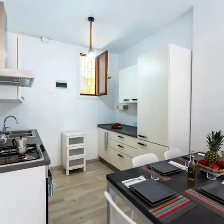 200 Mt Dal Mare Zona Prázdninový dům *