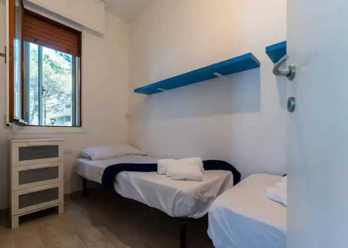 200 Mt Dal Mare Zona * Μπιμπιόνε